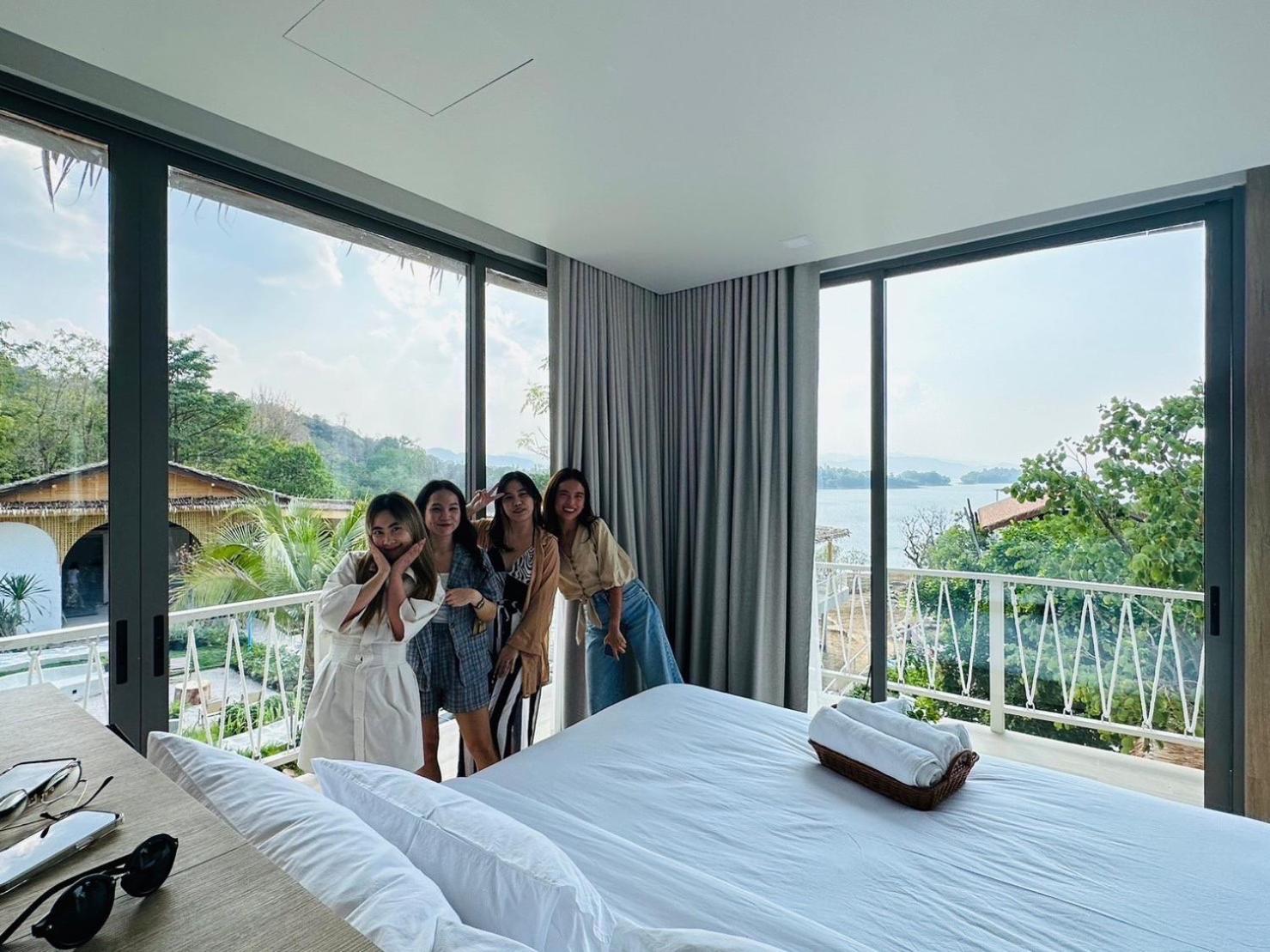 Le La Lake Resort And Spa Kaeng Krachan Pokoj fotografie