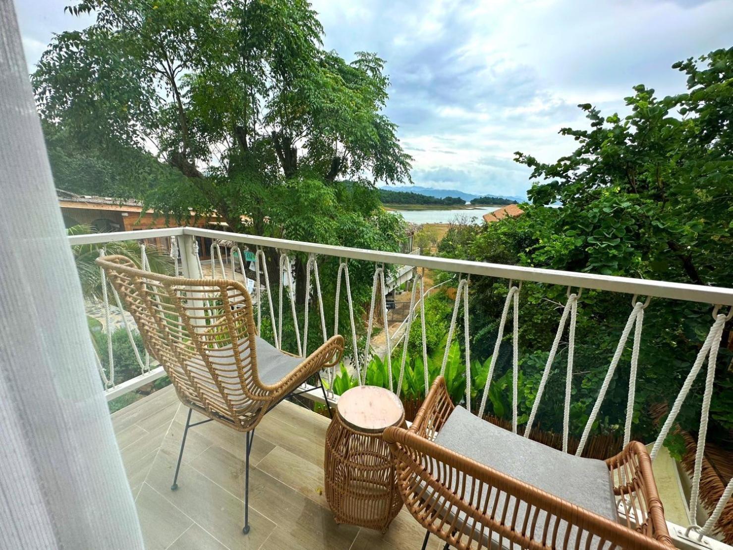 Le La Lake Resort And Spa Kaeng Krachan Pokoj fotografie