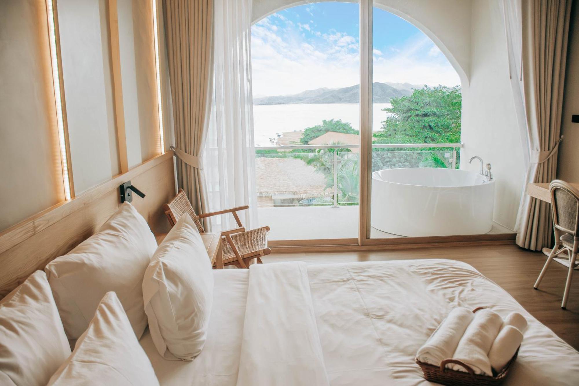 Le La Lake Resort And Spa Kaeng Krachan Exteriér fotografie